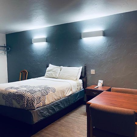 Century 21 Motel Las Cruces Εξωτερικό φωτογραφία