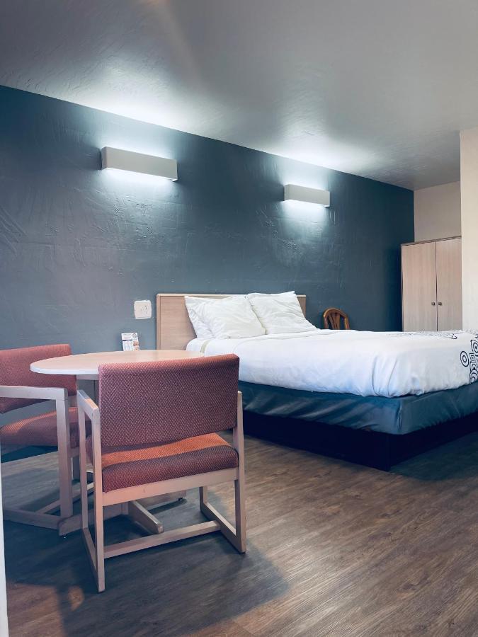 Century 21 Motel Las Cruces Εξωτερικό φωτογραφία