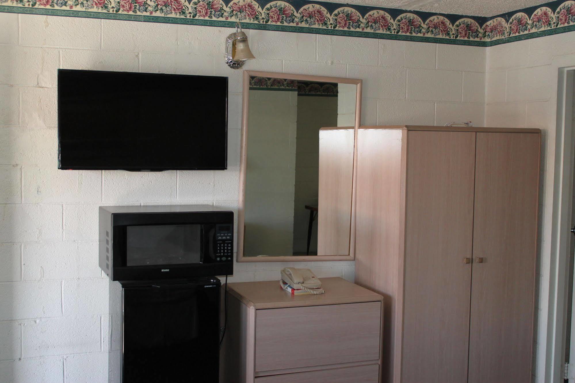 Century 21 Motel Las Cruces Εξωτερικό φωτογραφία